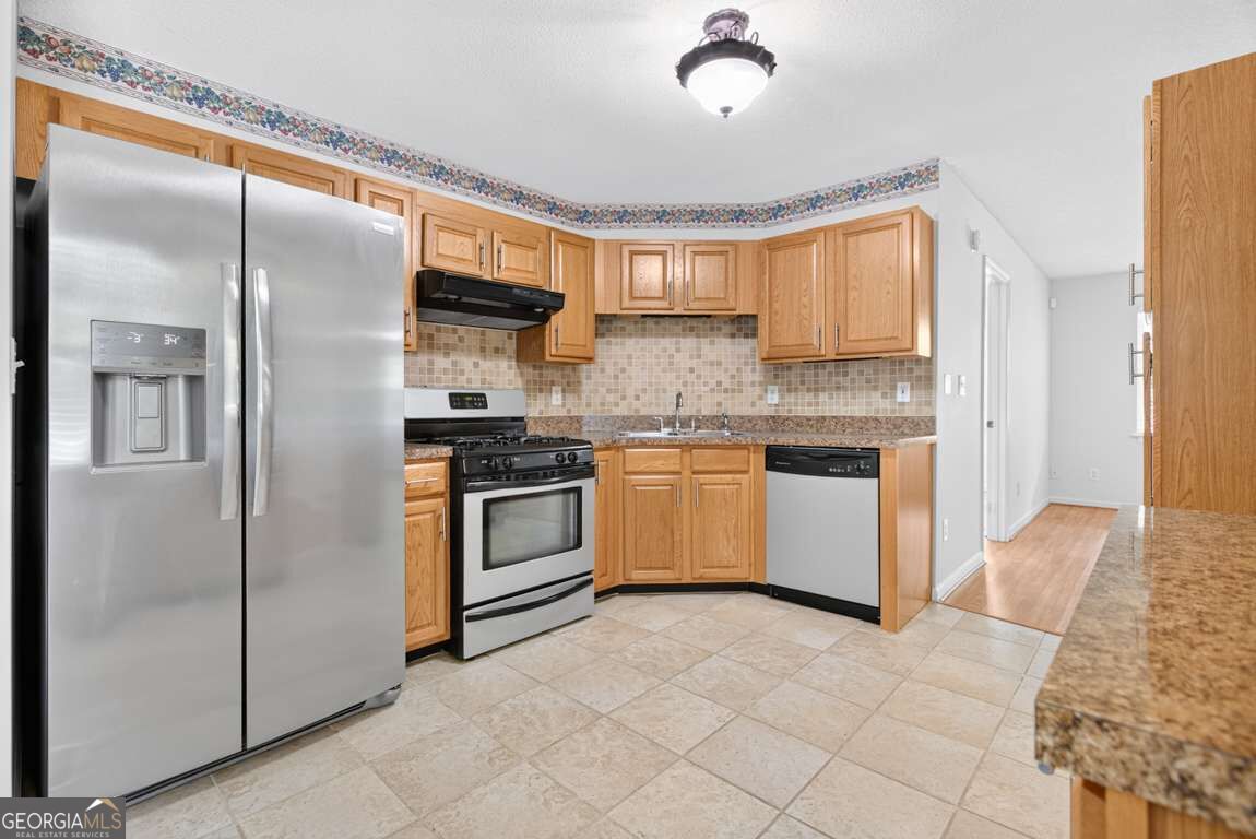 72 Victorian A Circle Property Photo 29