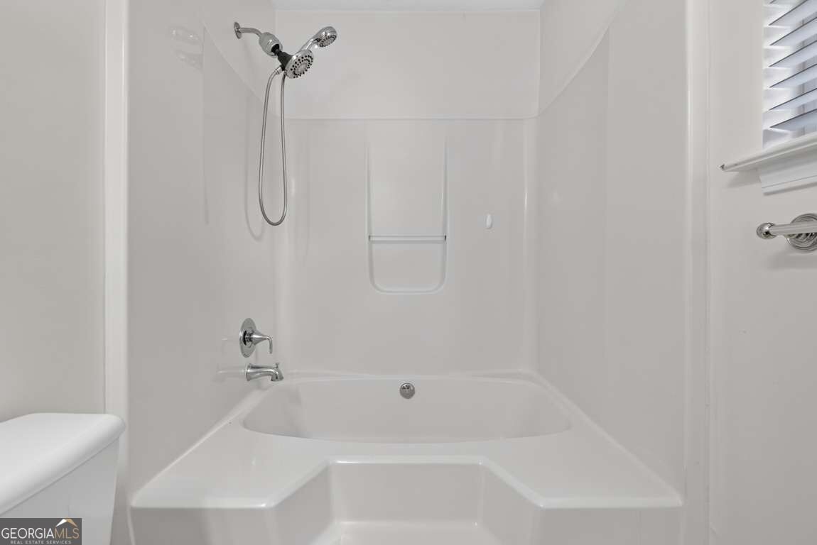 72 Victorian A Circle Property Photo 36