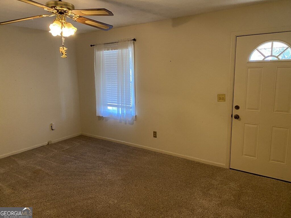 215 Hillside Drive Property Photo 9