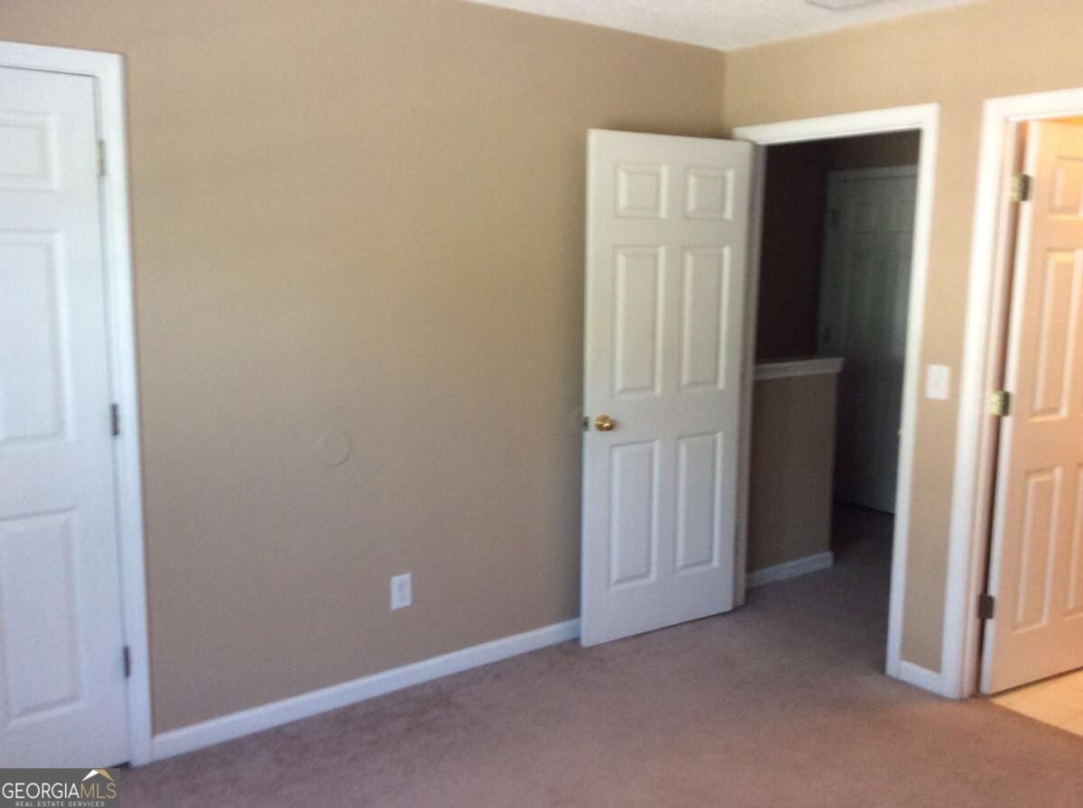 890 S Highway 42 # A2 Property Photo 10