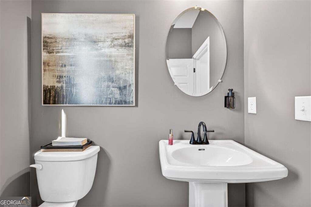 115 Shire Loop Property Photo 18