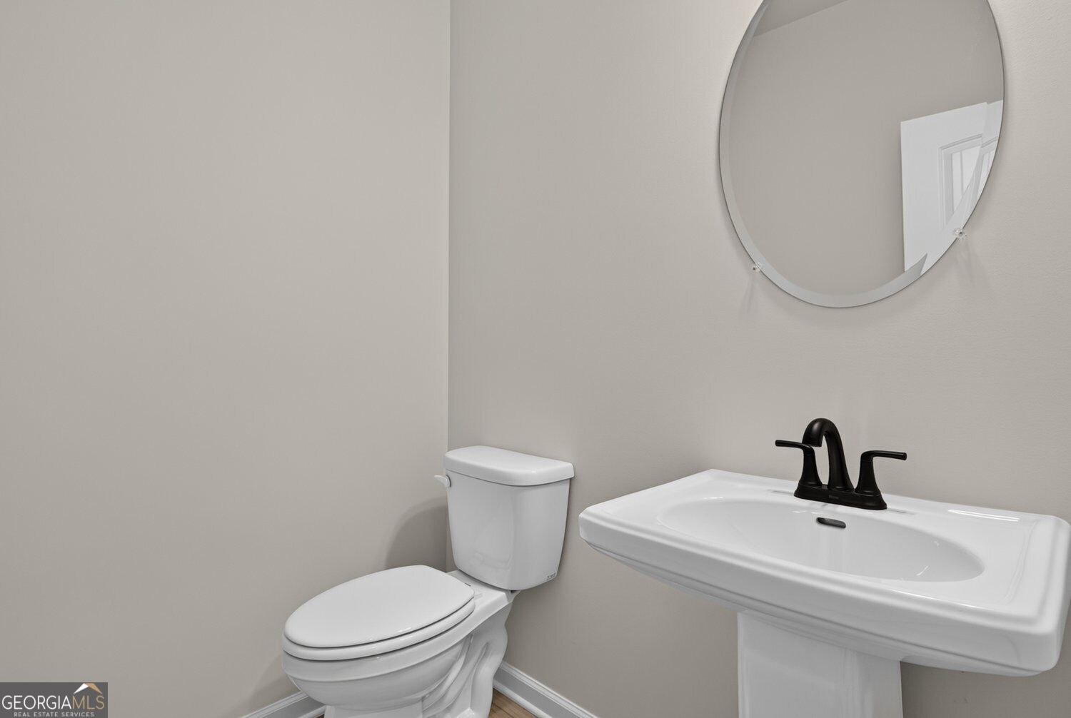 115 Shire Loop Property Photo 20