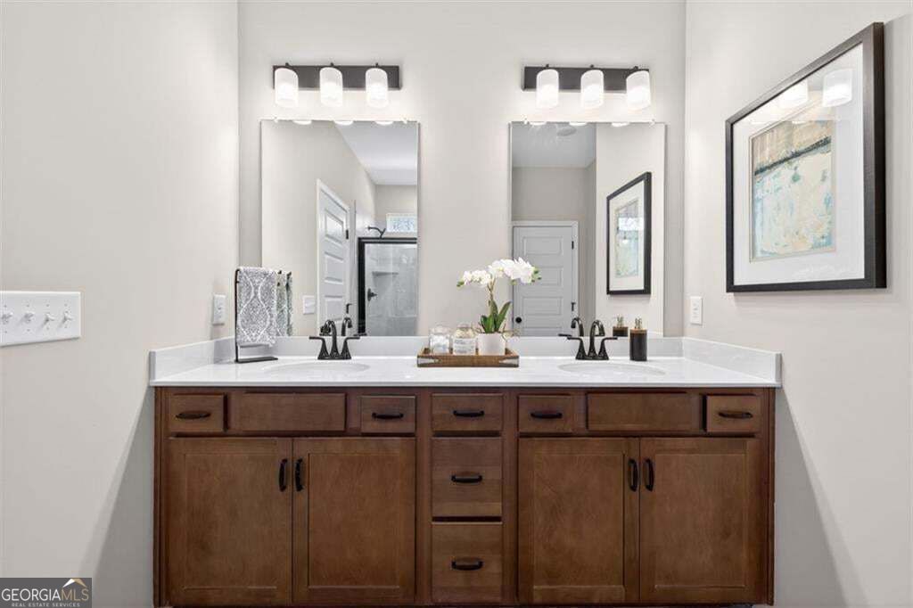 115 Shire Loop Property Photo 33