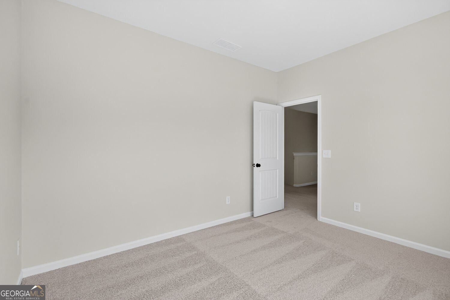 115 Shire Loop Property Photo 38