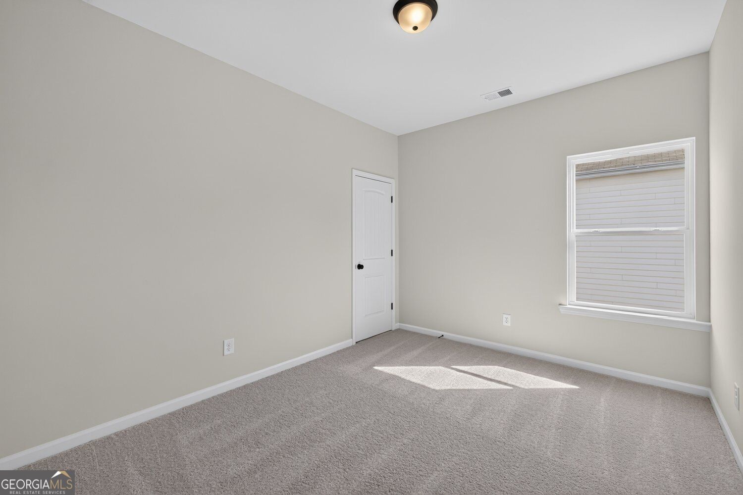 115 Shire Loop Property Photo 42