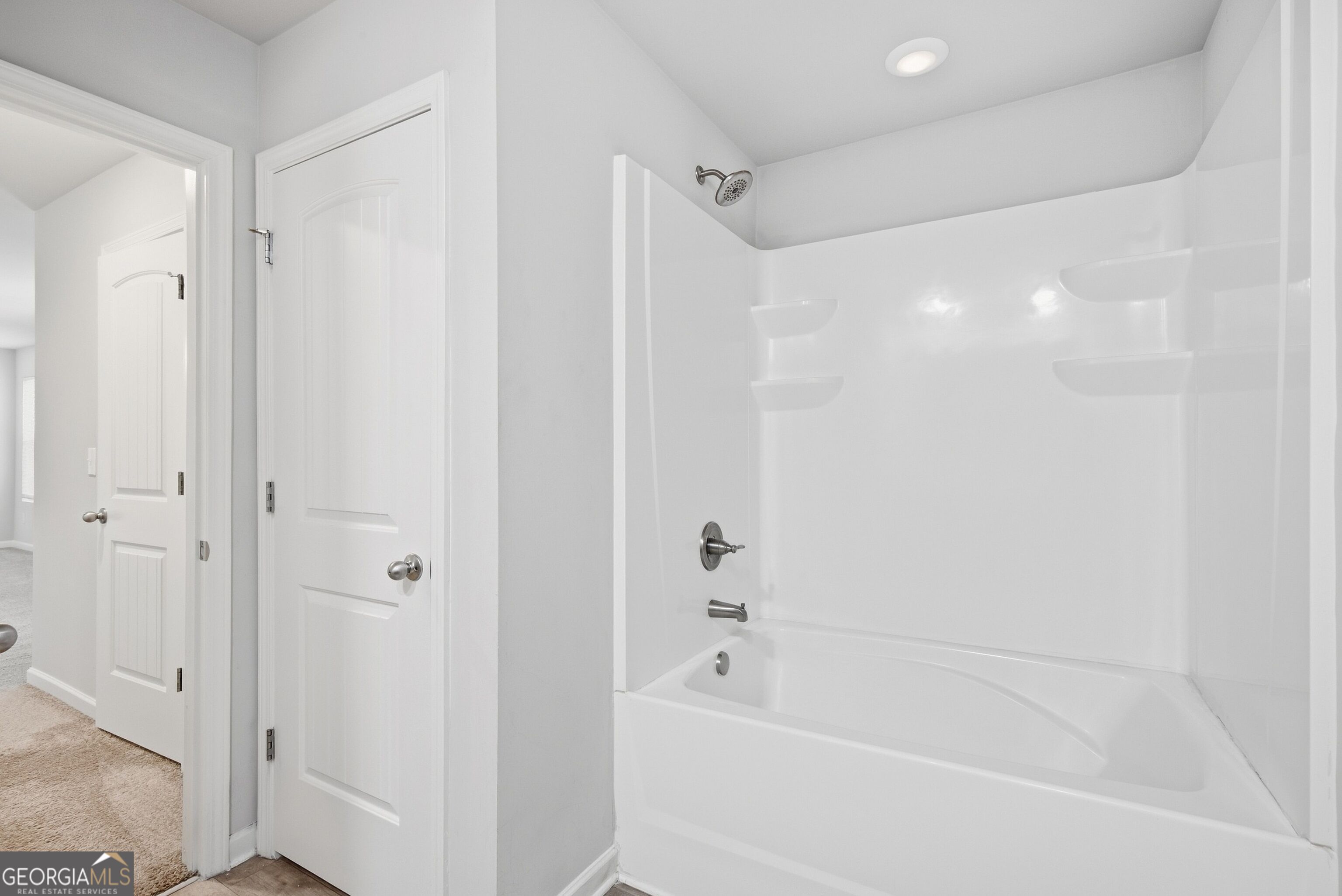 399 Toronto Circle Property Photo 20