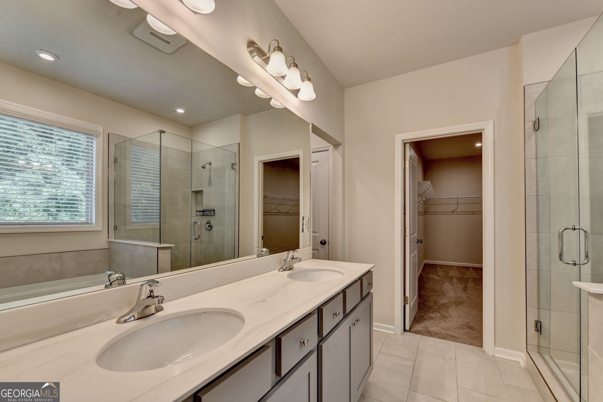 638 Saffron Boulevard Property Photo 27