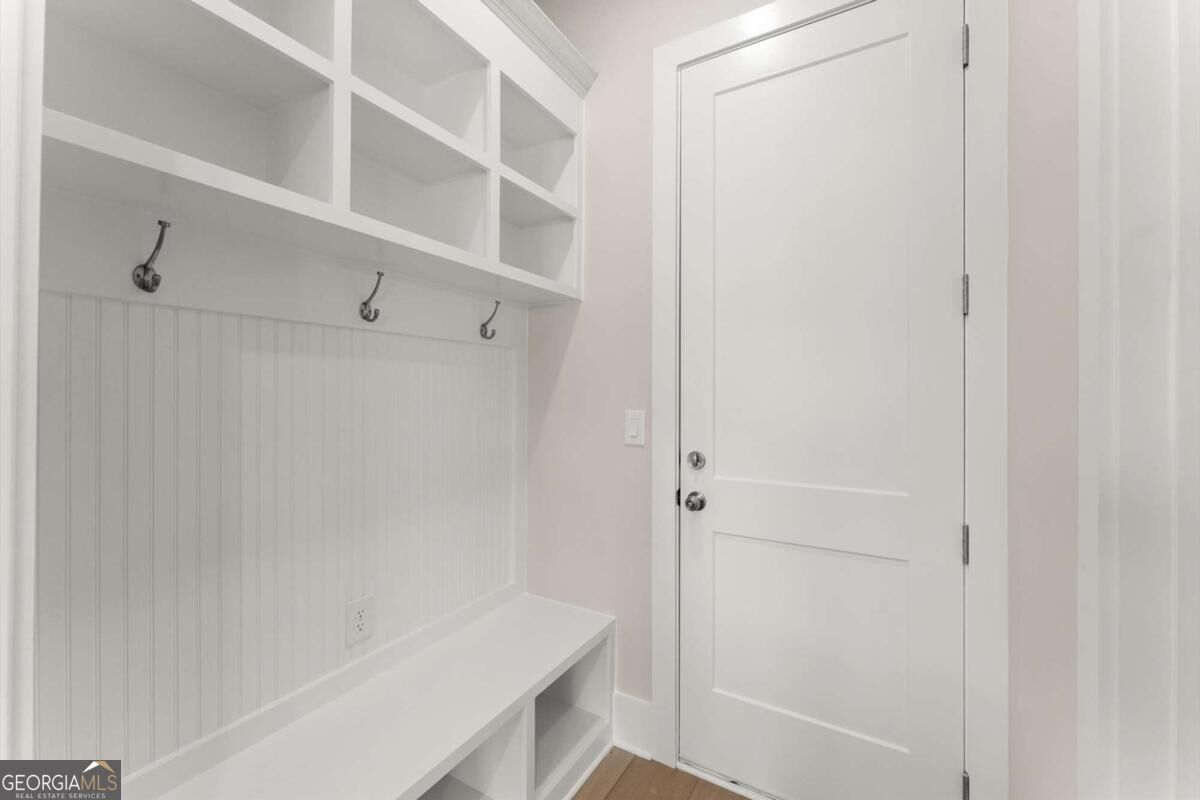 3548 Cedarvale Court Property Photo 23