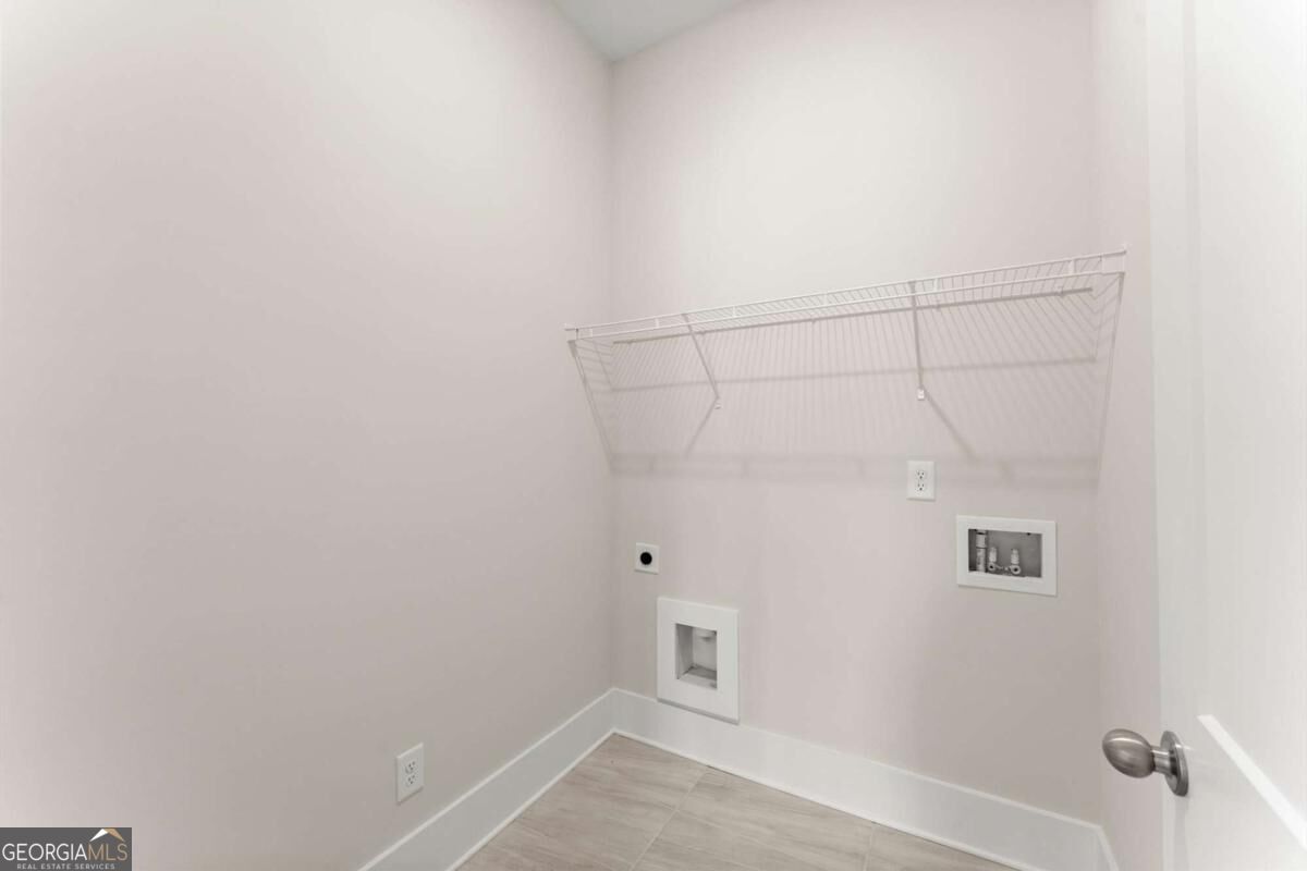 3548 Cedarvale Court Property Photo 35