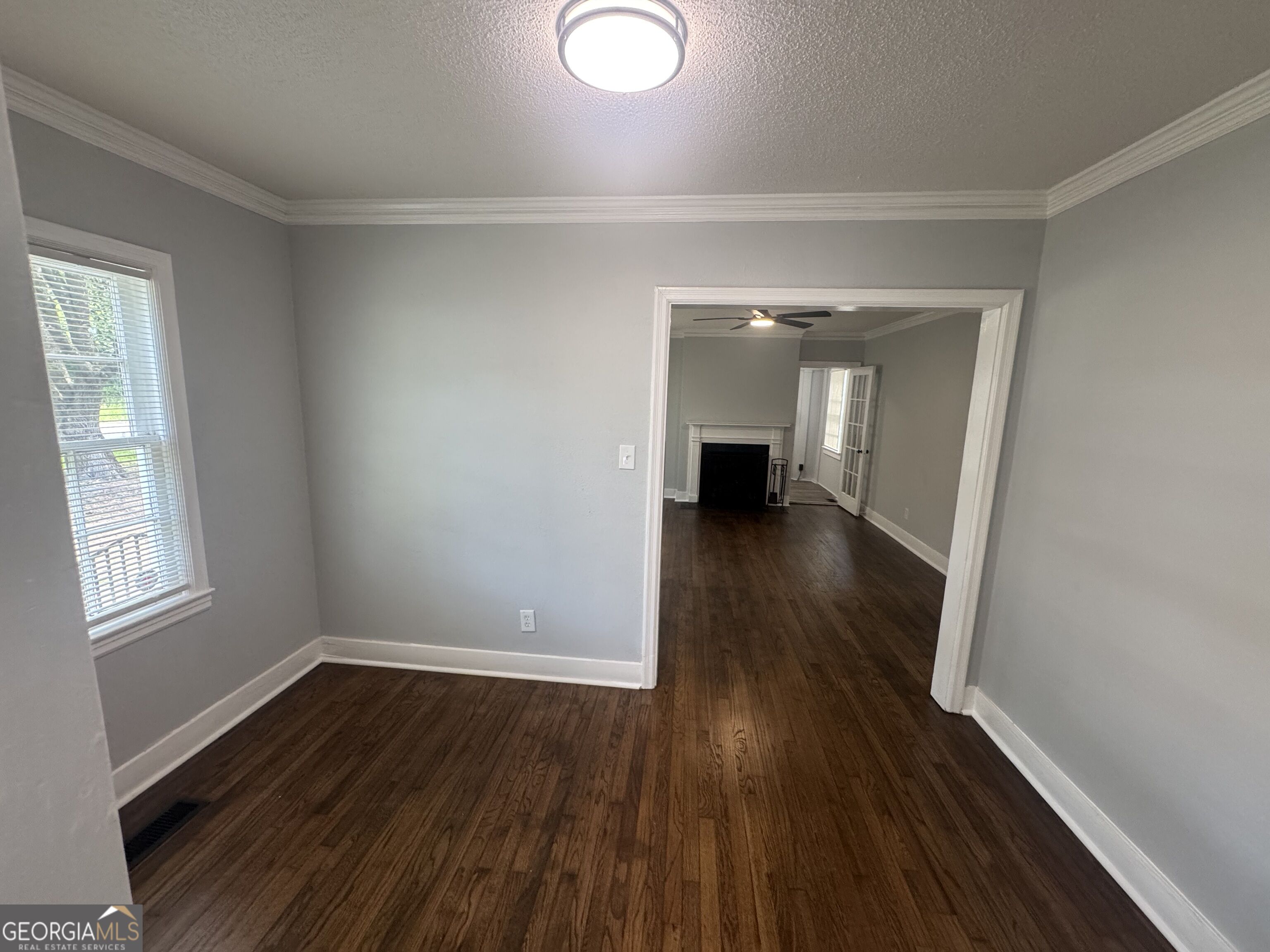 327 Rogers Avenue Property Photo 4