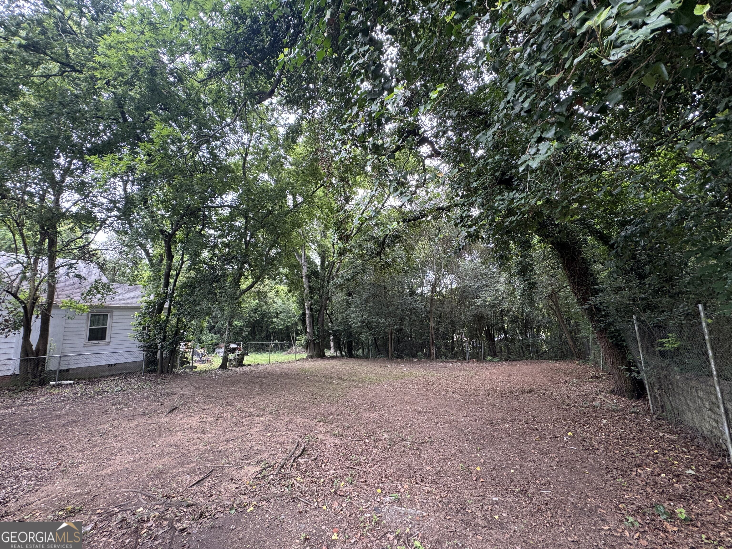 327 Rogers Avenue Property Photo 13