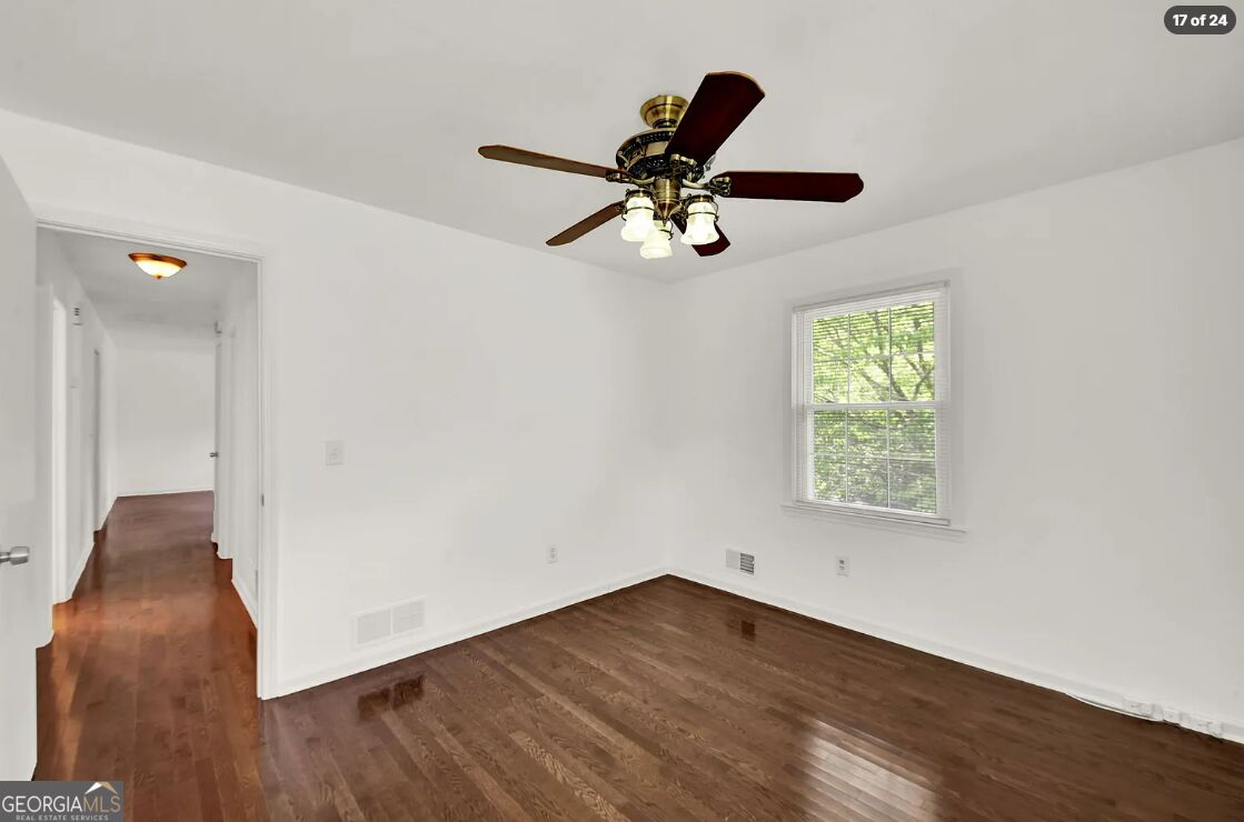 2382 Dayron Circle Property Photo 3