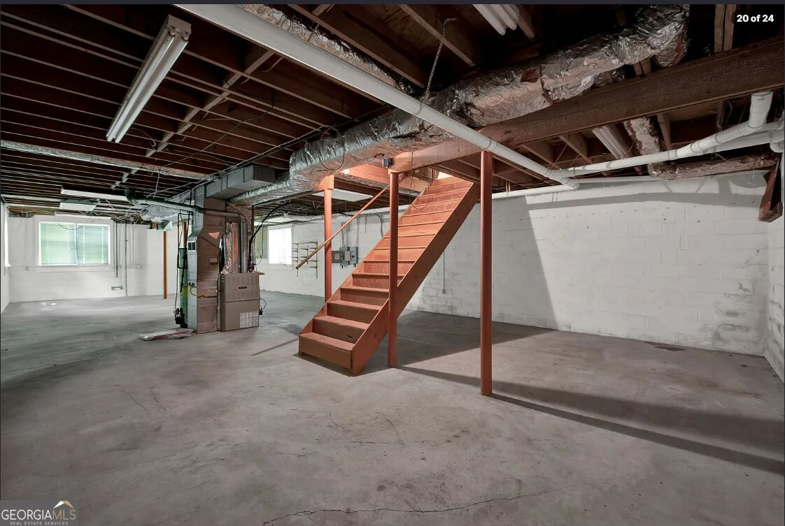 2382 Dayron Circle Property Photo 14