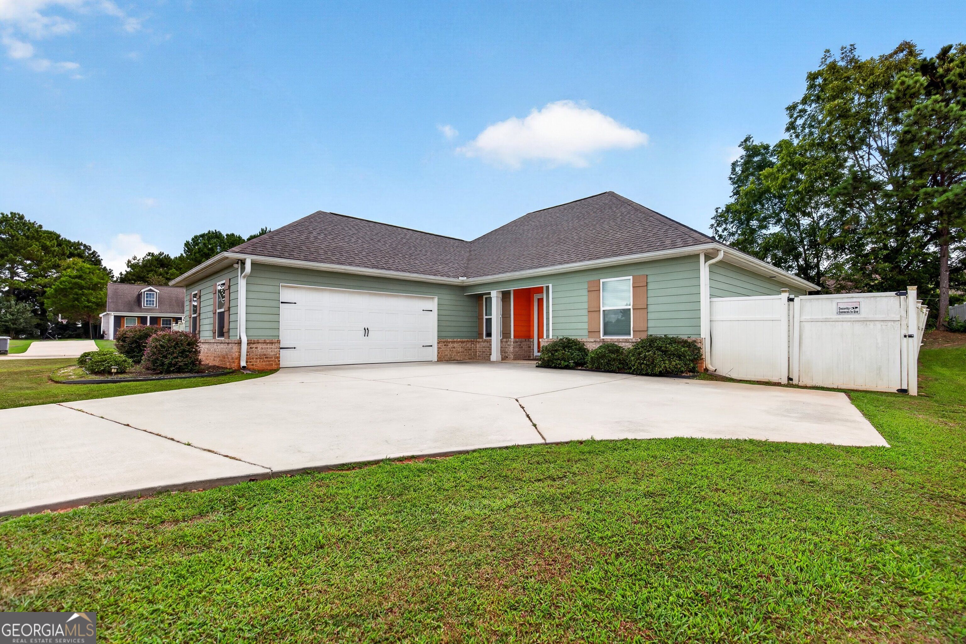 179 Meadowbrooke Drive Property Photo 3