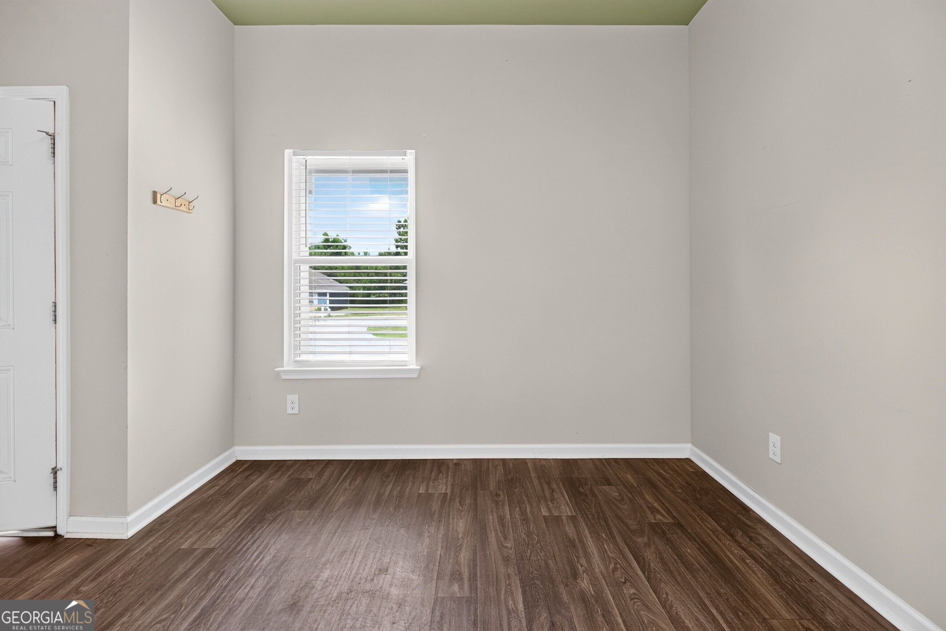 179 Meadowbrooke Drive Property Photo 7