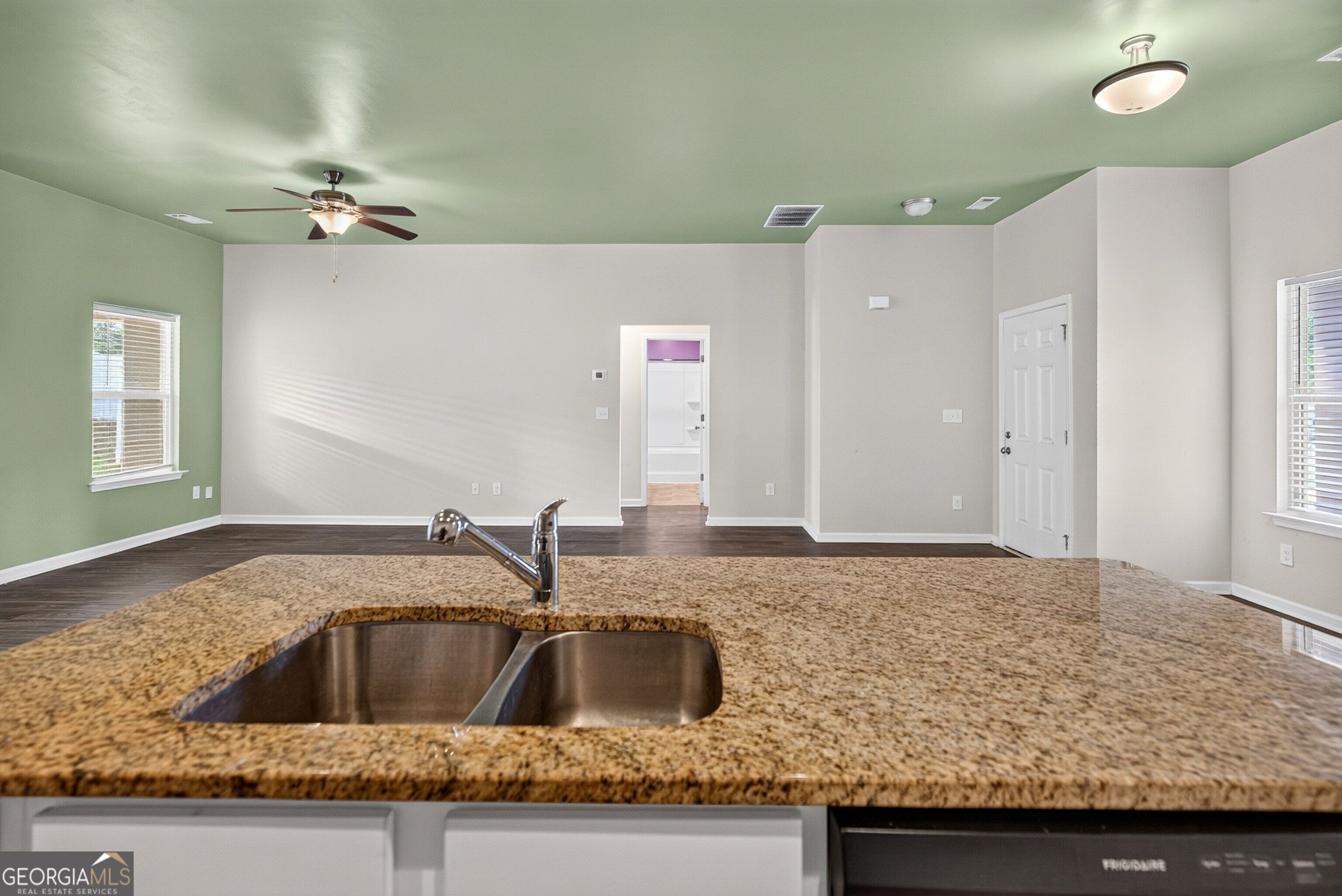 179 Meadowbrooke Drive Property Photo 11