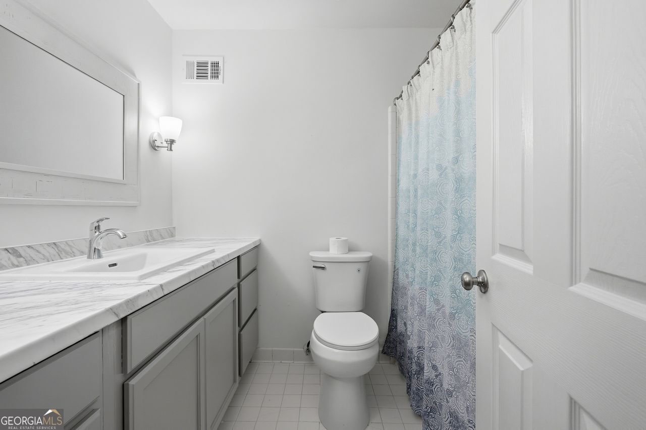 4205 Commodore Drive Property Photo 29