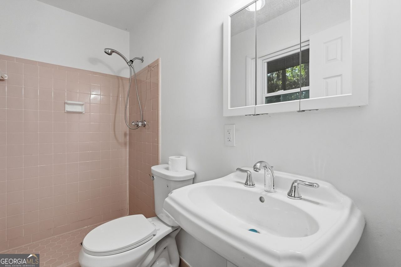 4205 Commodore Drive Property Photo 35