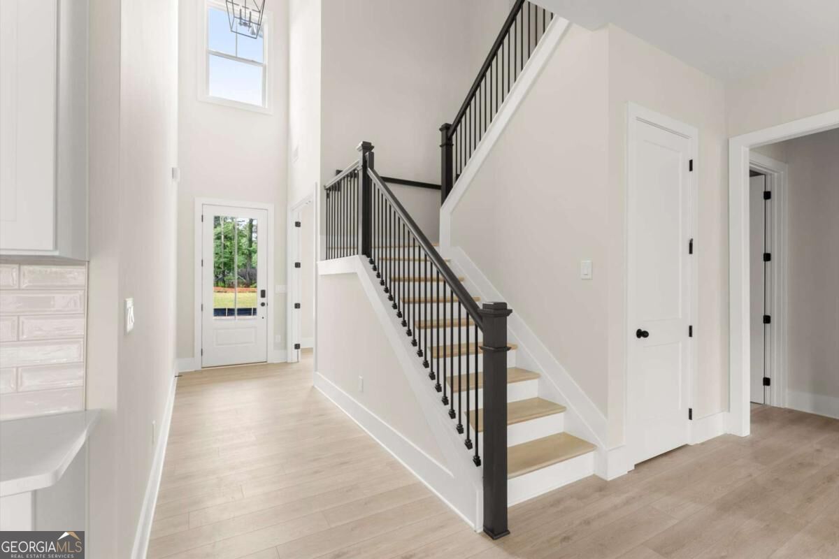 3552 Cedarvale Court Property Photo 10