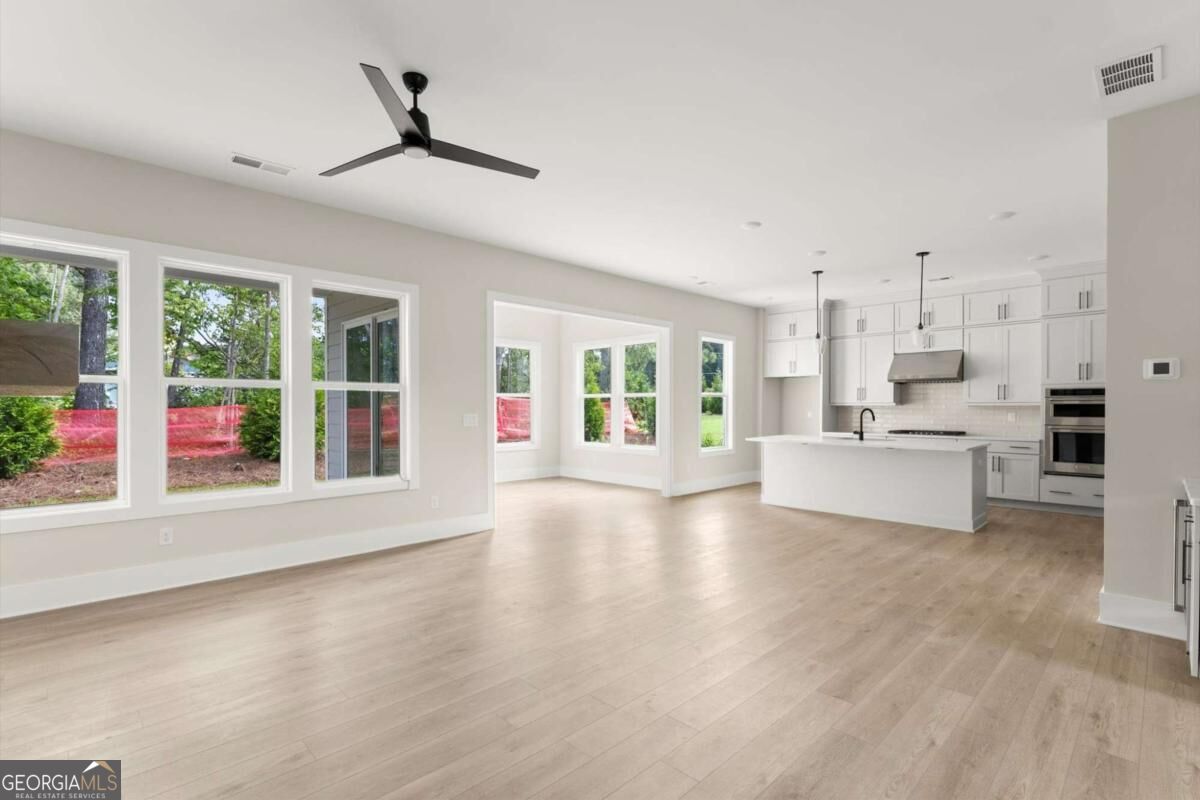 3552 Cedarvale Court Property Photo 11