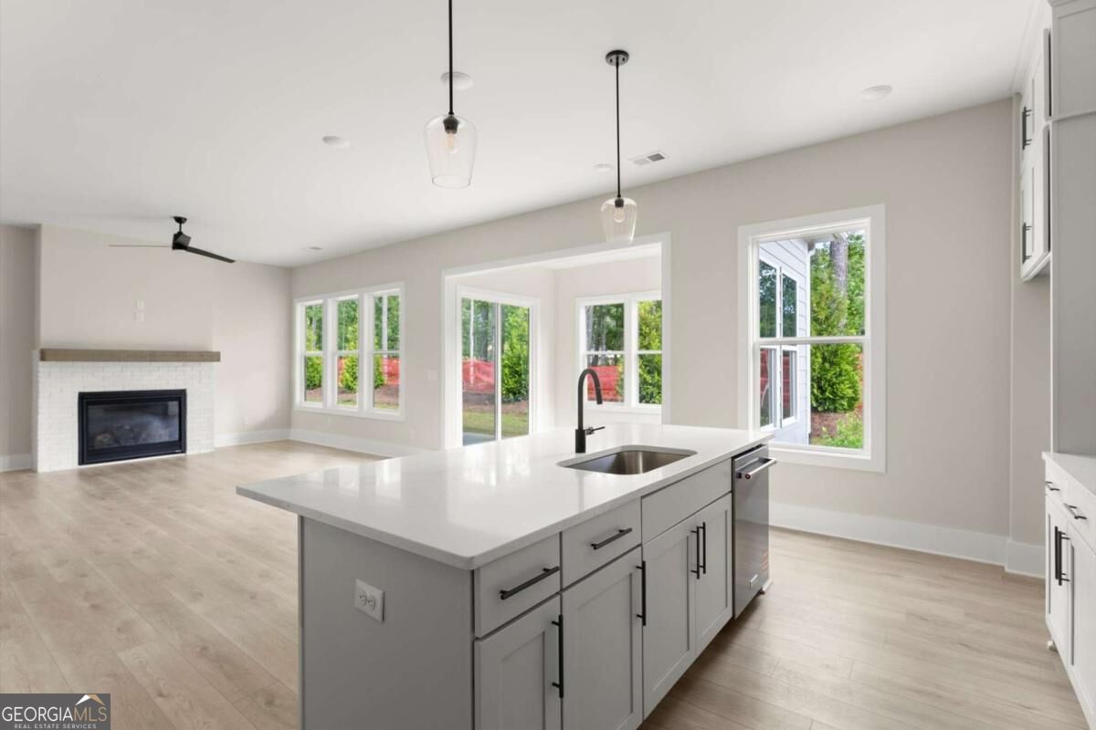 3552 Cedarvale Court Property Photo 15