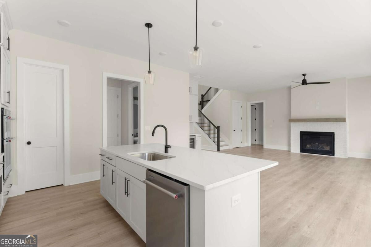 3552 Cedarvale Court Property Photo 16