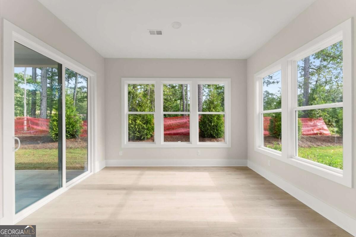 3552 Cedarvale Court Property Photo 20