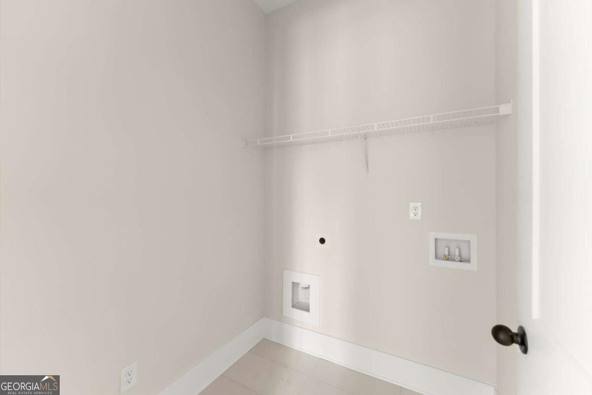 3552 Cedarvale Court Property Photo 23