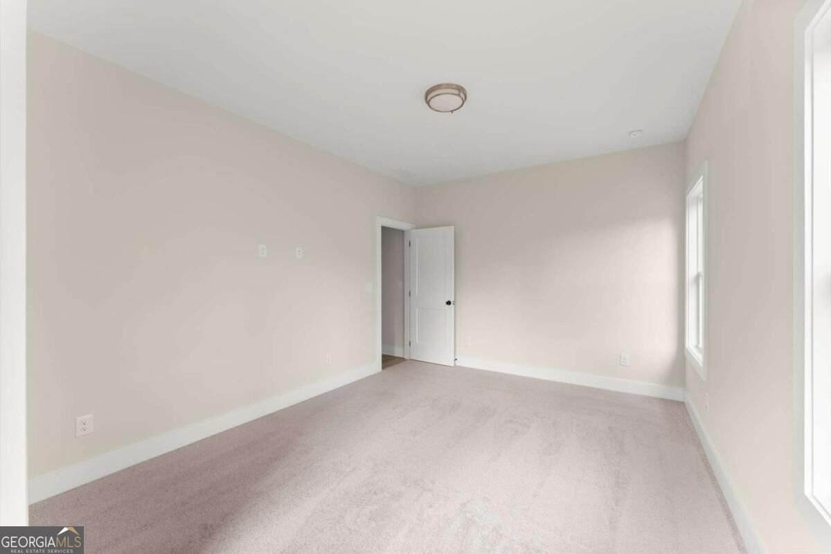 3552 Cedarvale Court Property Photo 37
