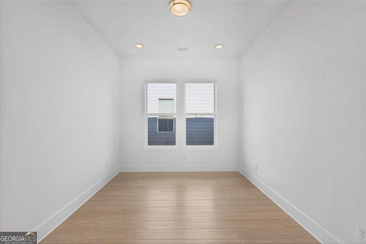 3915 Alba Street Nw Property Photo 12