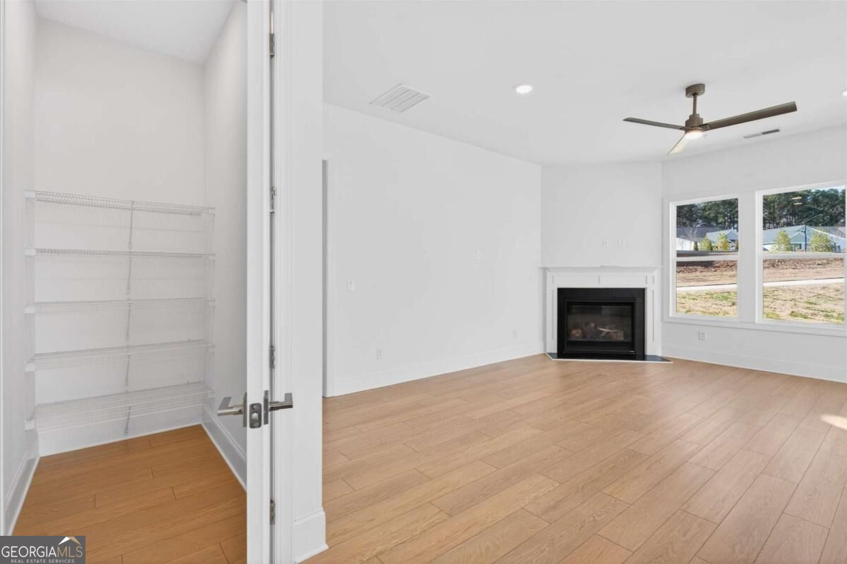 3915 Alba Street Nw Property Photo 32