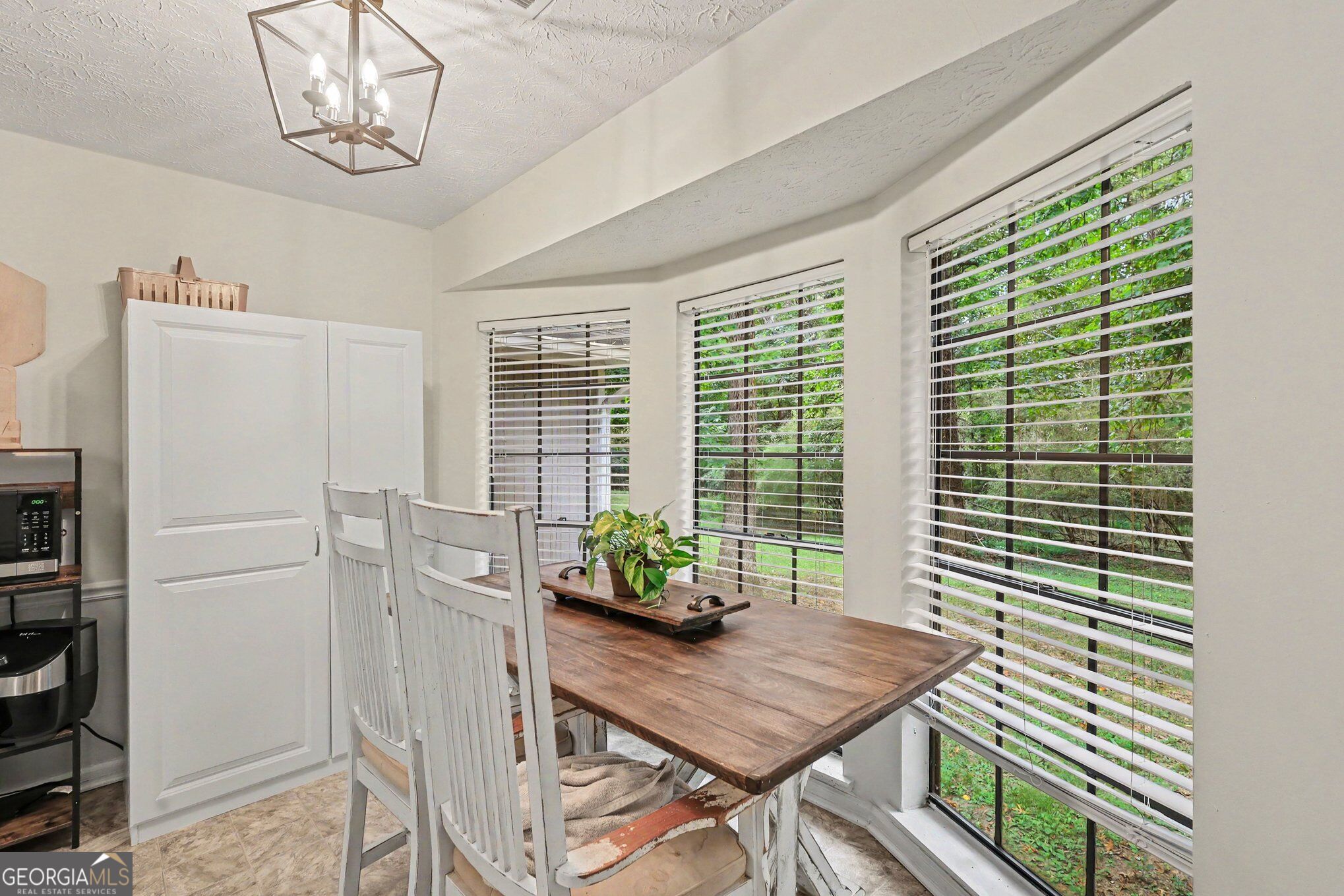130 Ashley Oaks Drive Property Photo 12