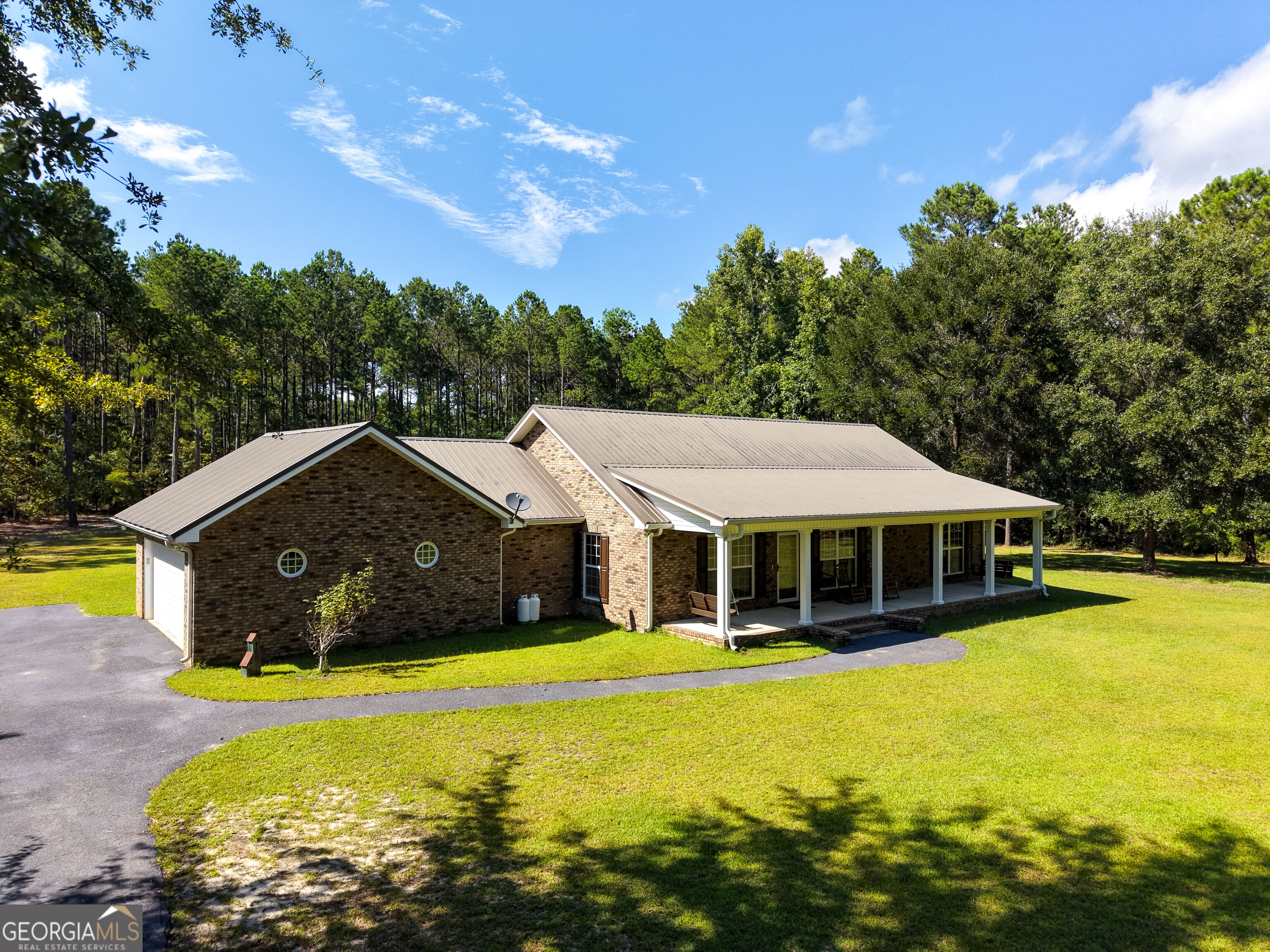 130 Colby Circle Property Photo 2