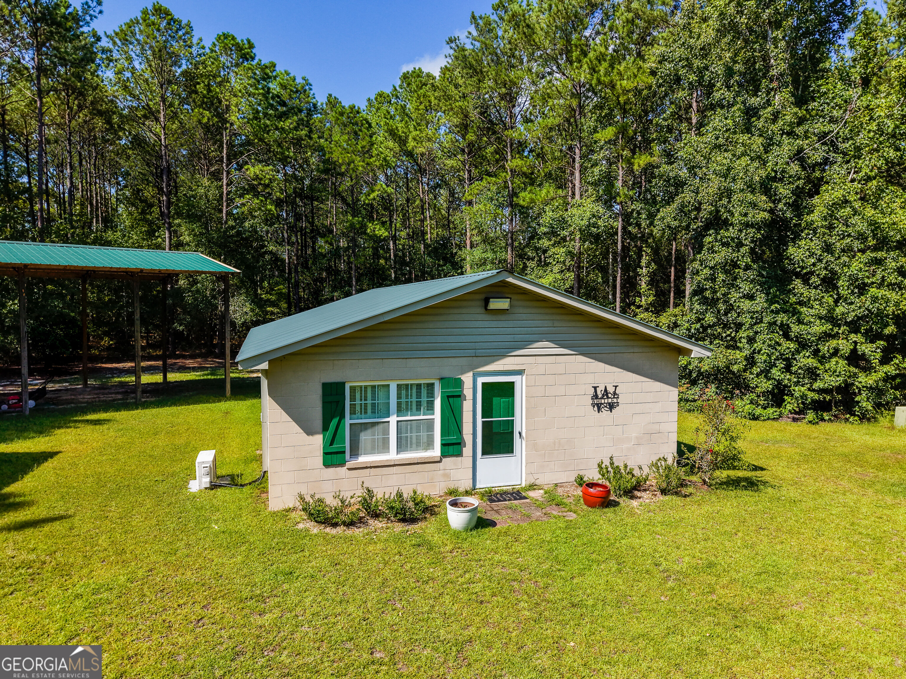 130 Colby Circle Property Photo 4