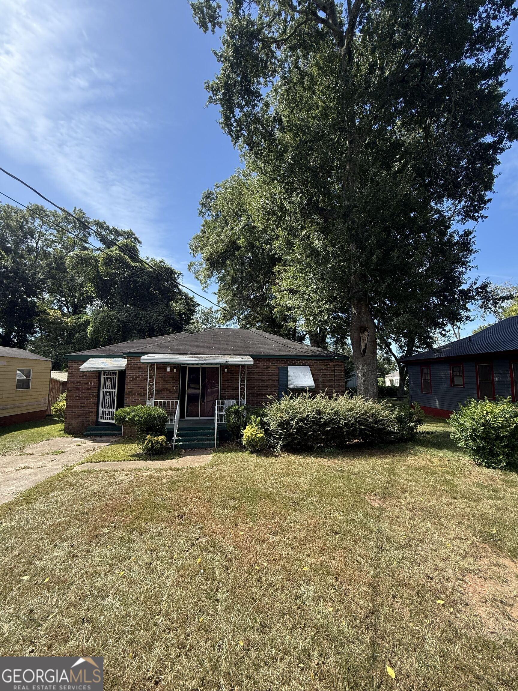 318 Sharman Street Property Photo 1