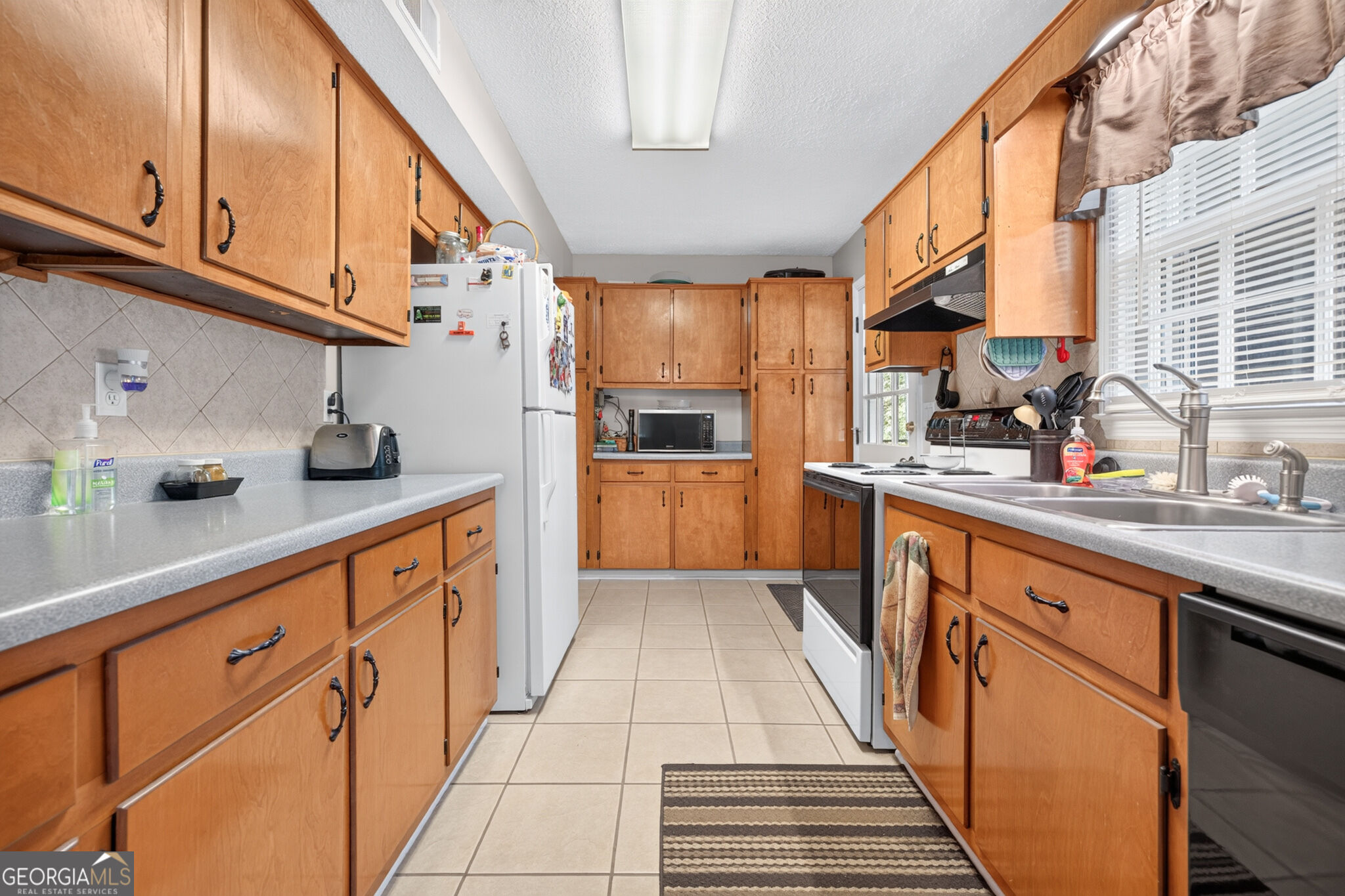 49 Cotton Road Property Photo 5