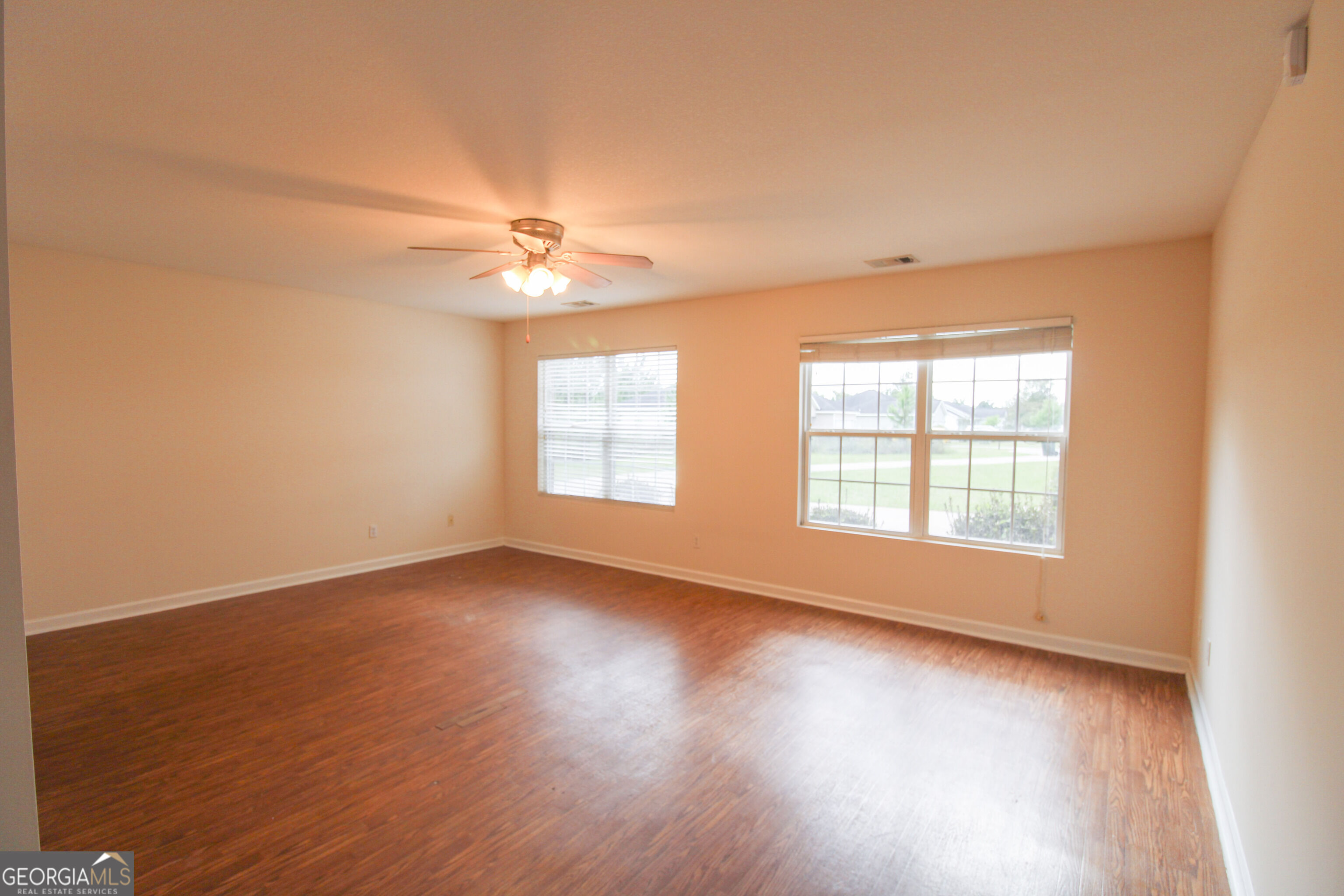 8010 Ponderosa Pine Boulevard Property Photo 15