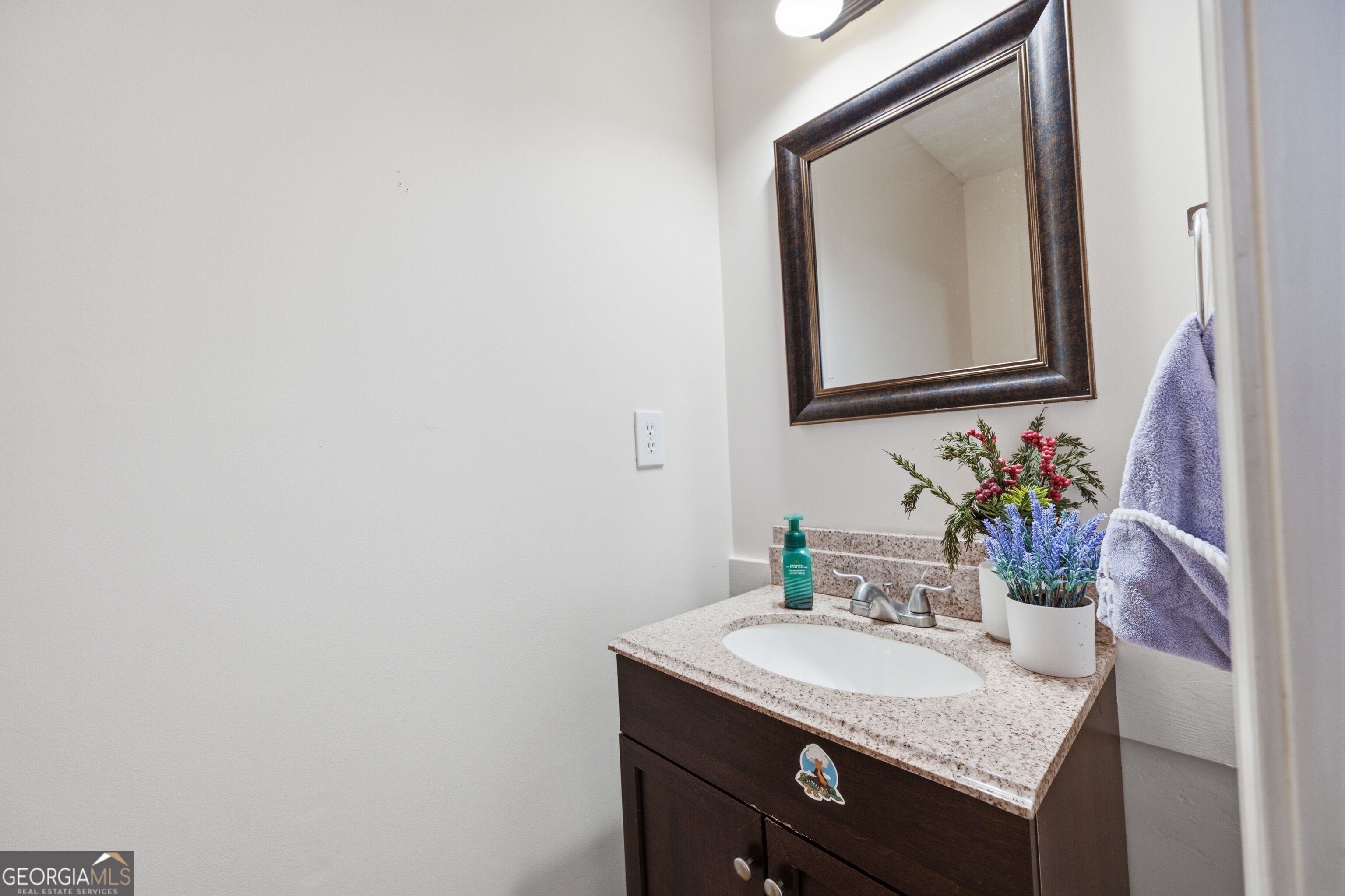 3279 Benthollow Lane Property Photo 8