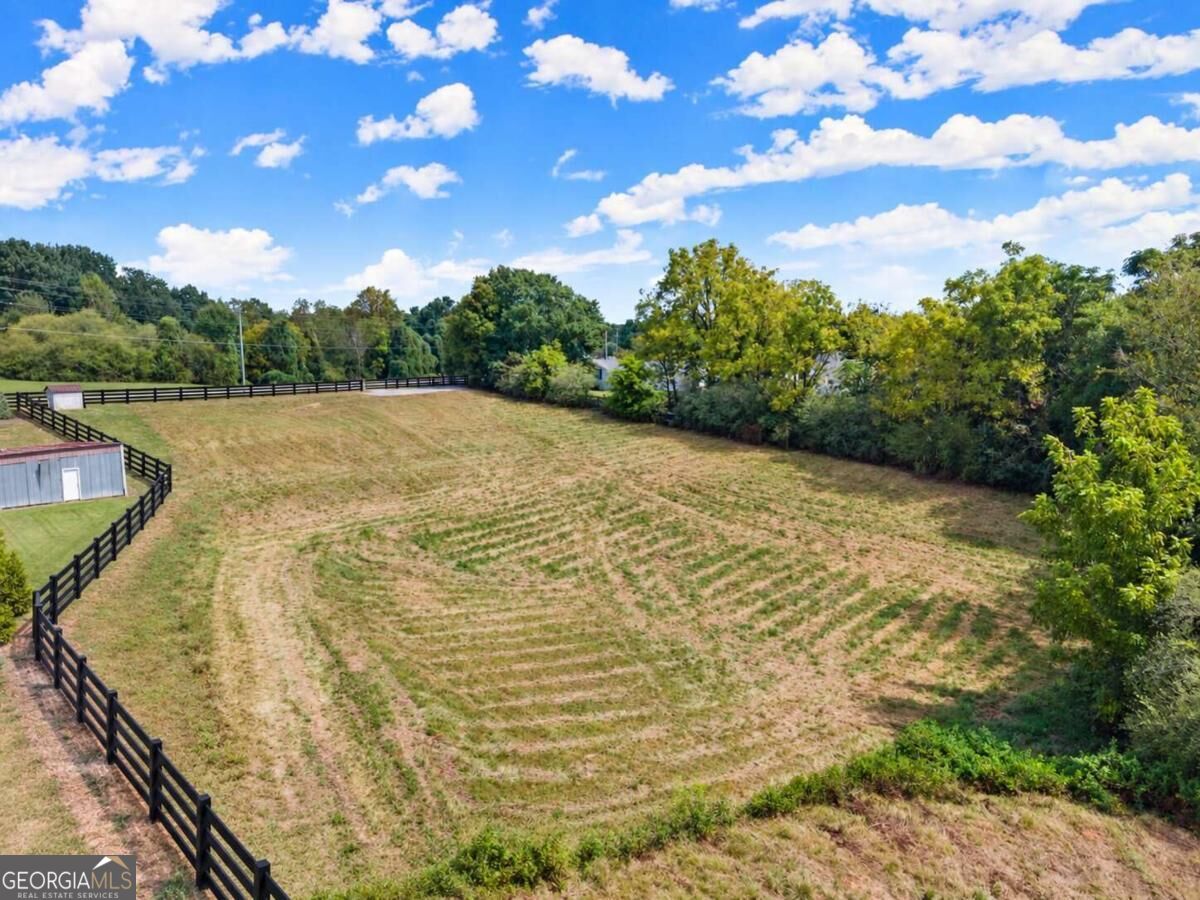 7270 Pea Ridge Road Property Photo 3