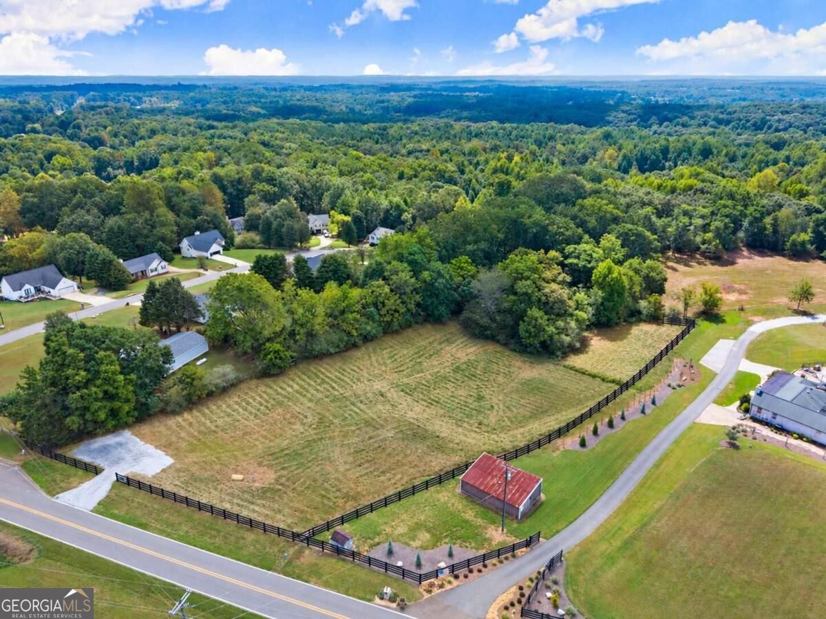 7270 Pea Ridge Road Property Photo 4