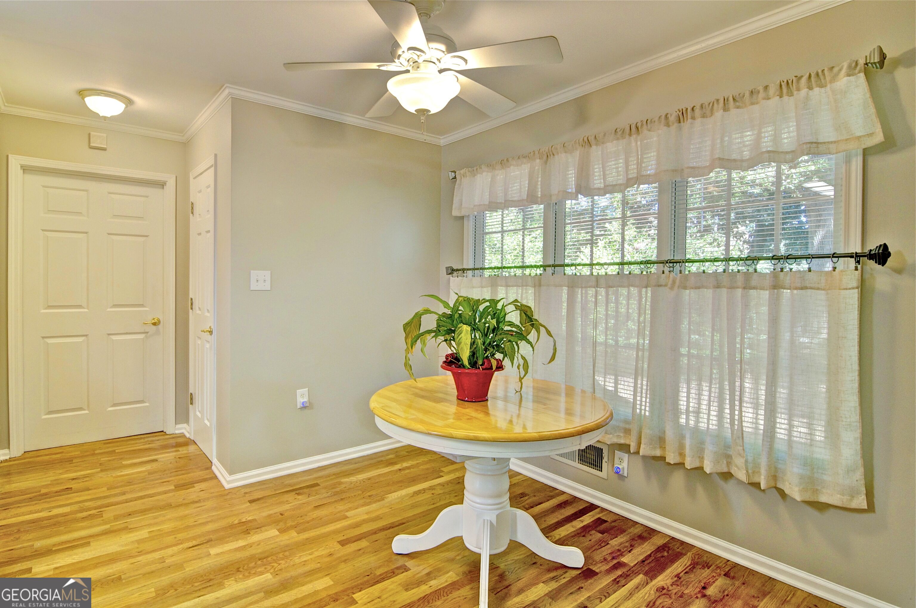 2520 Morningside Drive Property Photo 7