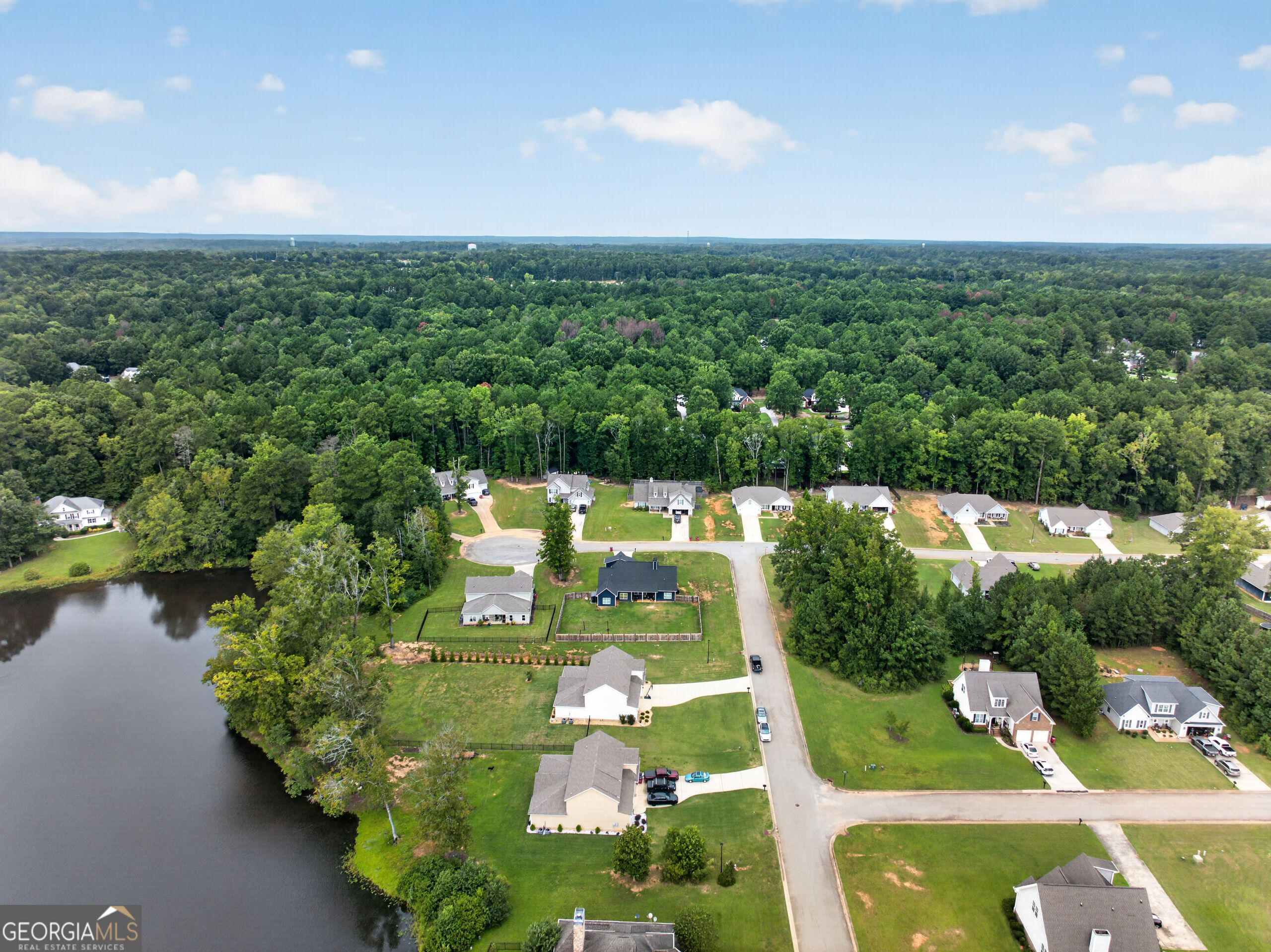 615 Lakeshore Drive Property Photo 32