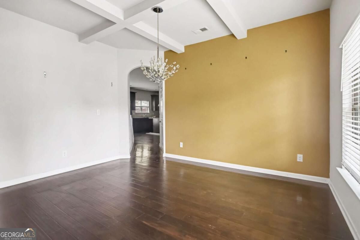 646 Toronto Circle Property Photo 13