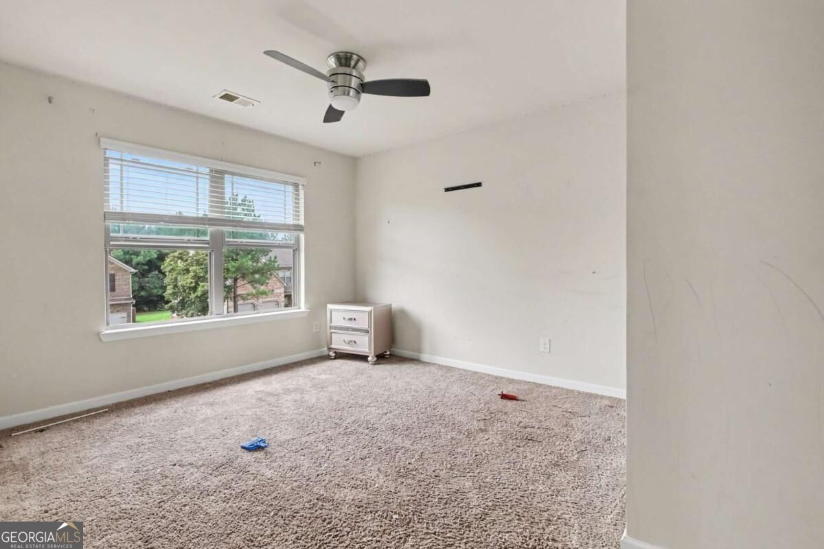 646 Toronto Circle Property Photo 19