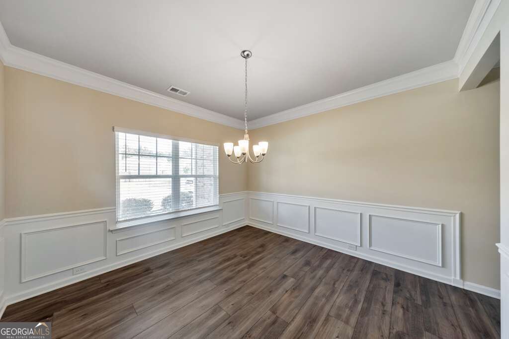 3531 Meadow Grass Drive Property Photo 5
