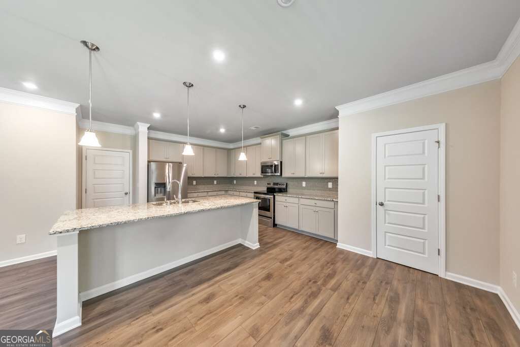 3531 Meadow Grass Drive Property Photo 16
