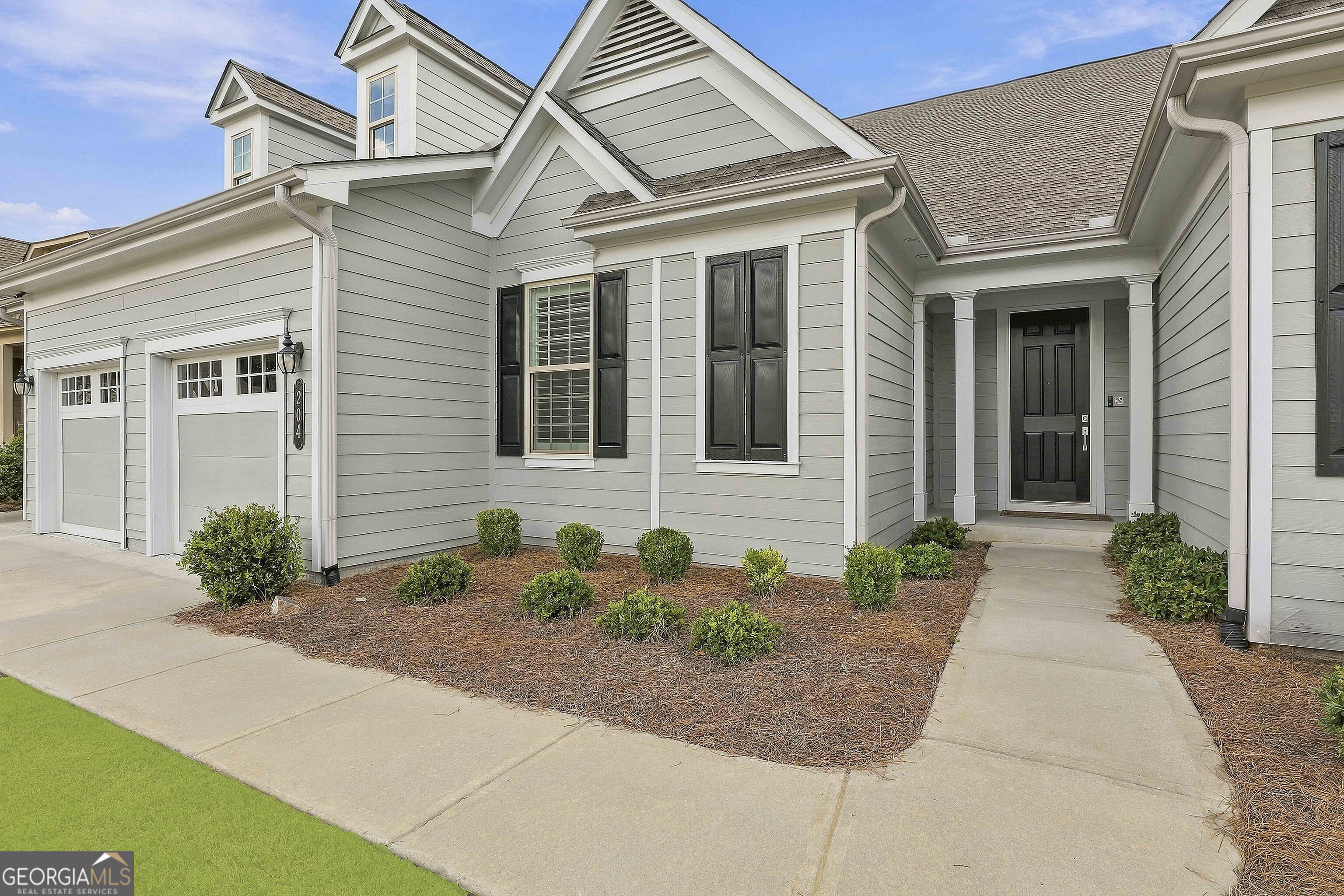 204 Cottonwood Circle Property Photo 3