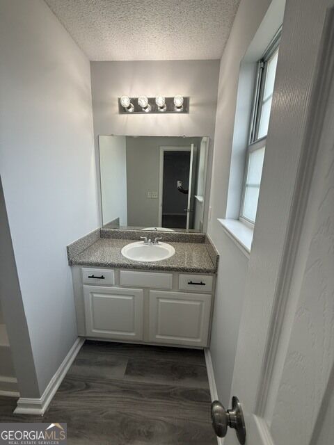 130 Hawkeye Lane Property Photo 14