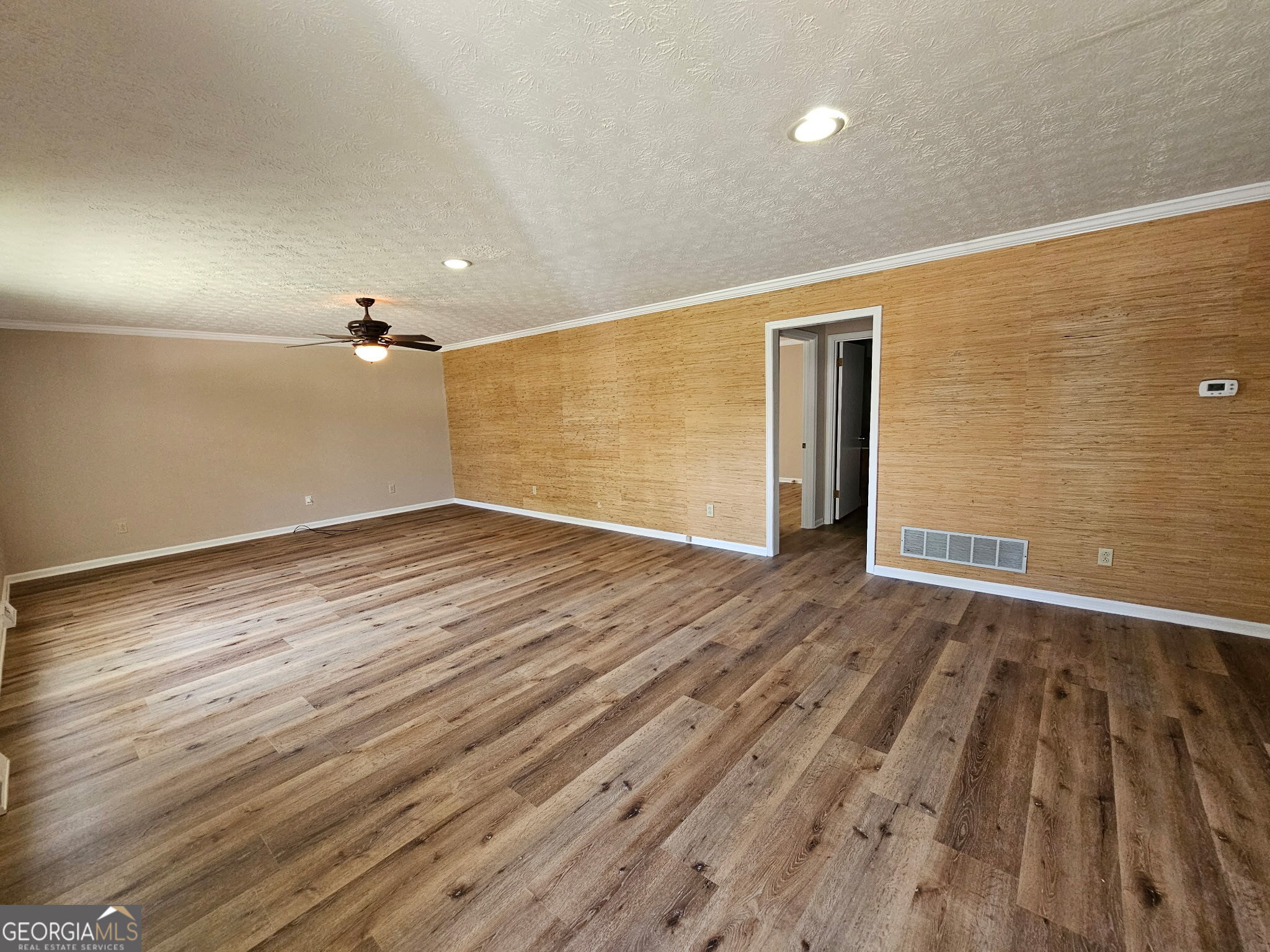 372 Smith Street Property Photo 5