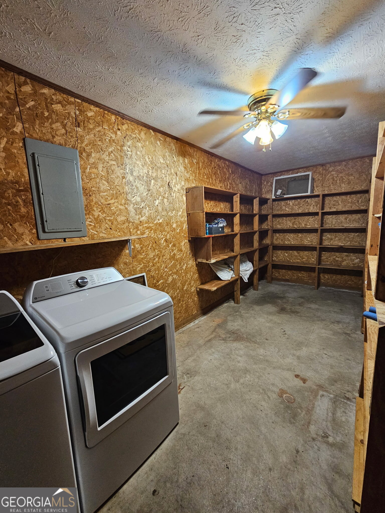 372 Smith Street Property Photo 10